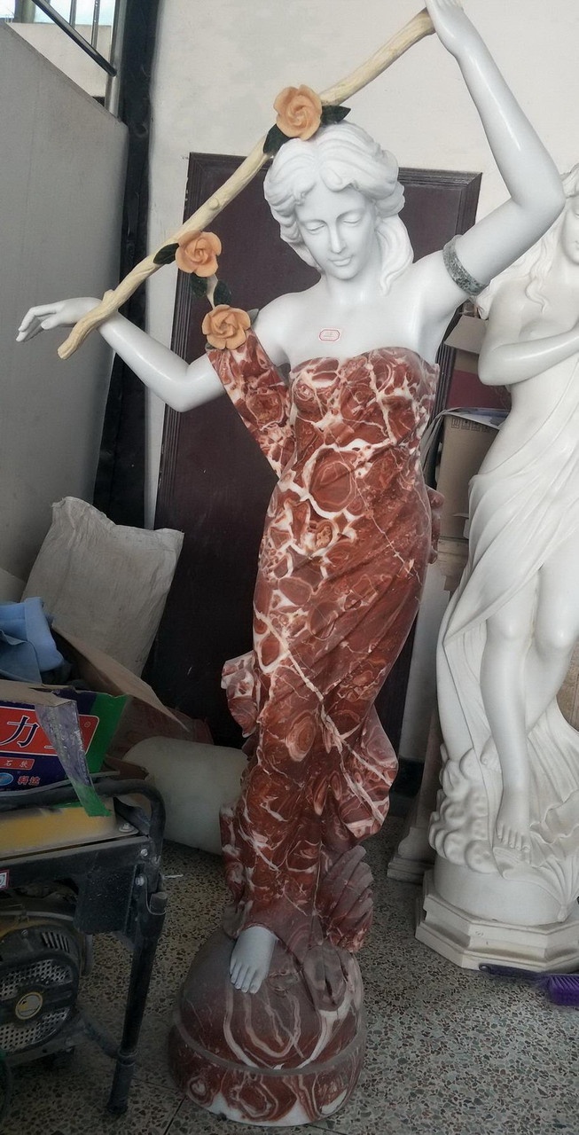 Pair Of Red Lady Statues Left And Right T7111