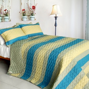 3Pc Vermicelli-Quilted Patchwork Quilt Set - Endless Horizon