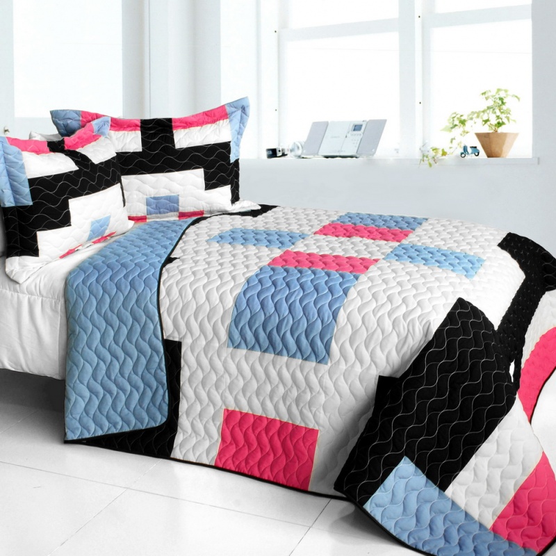 3Pc Vermicelli - Quilted Patchwork Quilt Set - Wonderful Date Day