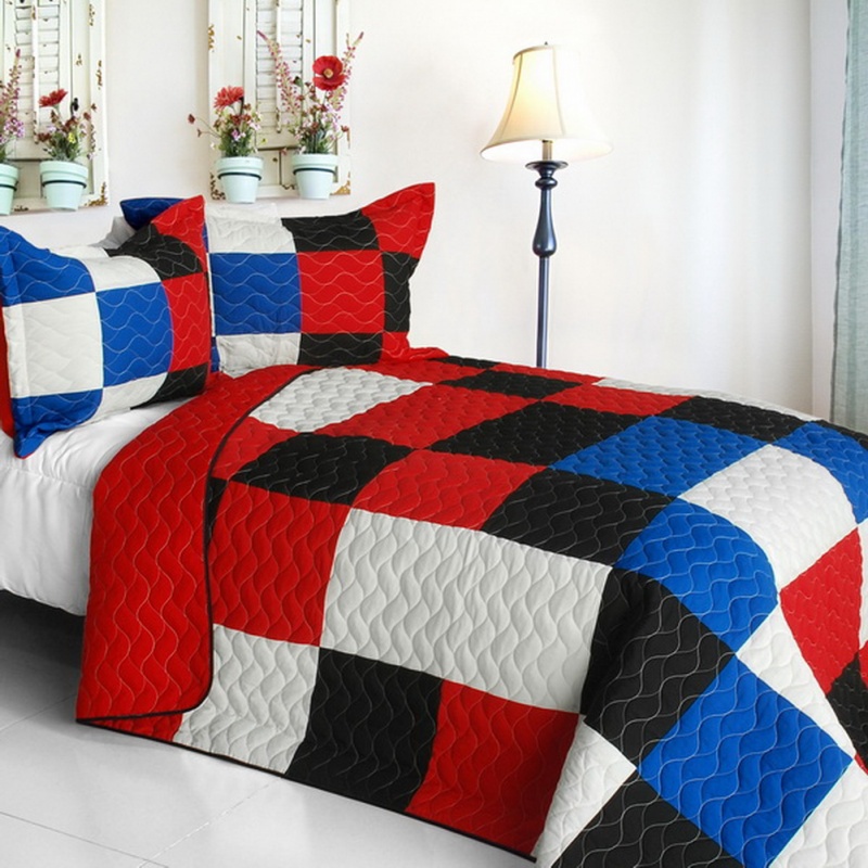 3Pc Vermicelli-Quilted Patchwork Quilt Set - Rational Thinking