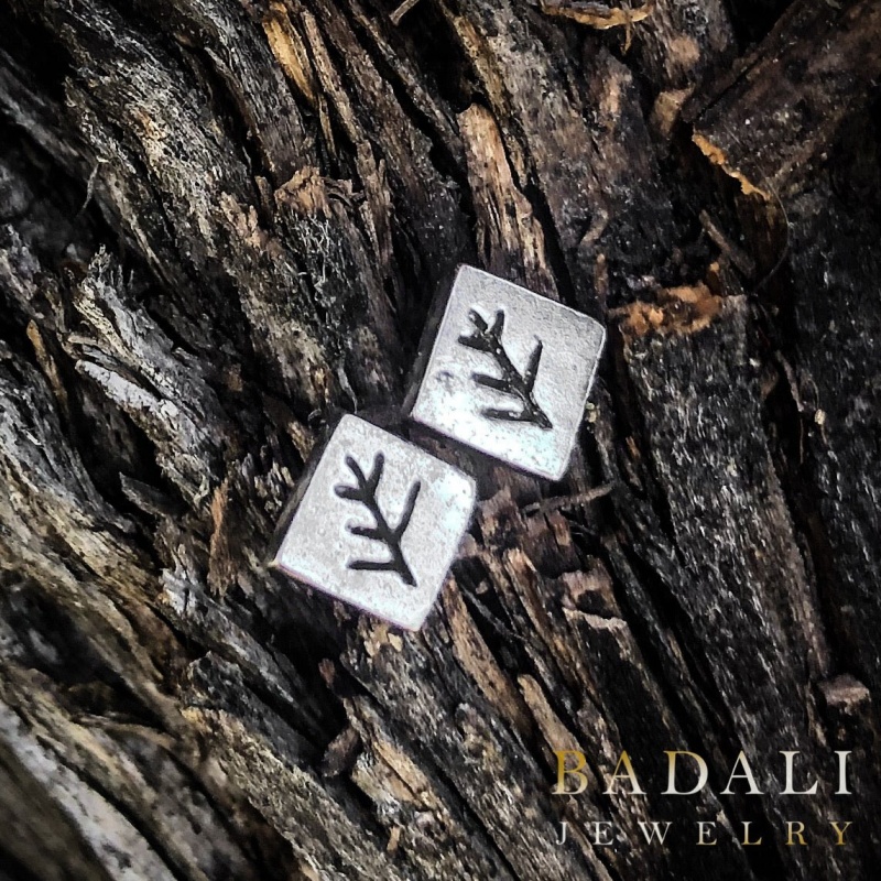 Elder Sign Studs