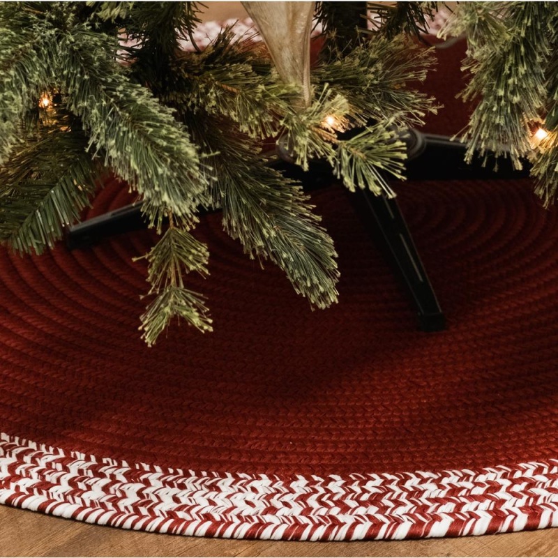 Bordered Under-Tree Christmas Reversible Round Rug - Red 55” X 55”