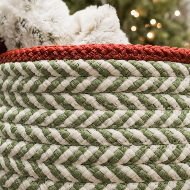 Kringle Christmas Floor Basket - Wreath Green 18"X18"x16"