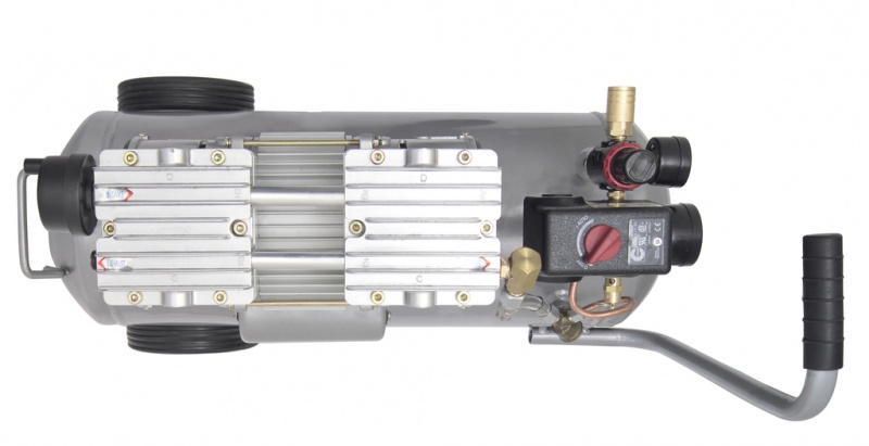 California Air Tools Ultra Quiet, Oil-Free, Lightweight Industrial 6010LFC Air Compressor