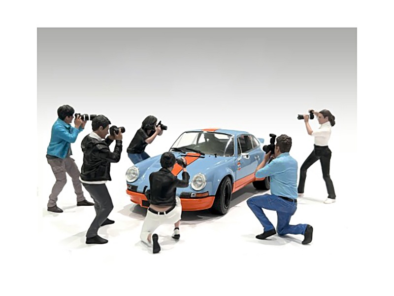 "Photographers" 6 Piece Figure Set For 1/24 Scale Models By American Diorama