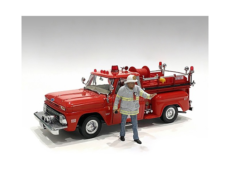 "Firefighters" Fire Captain Figure For 1/24 Scale Models By American Diorama