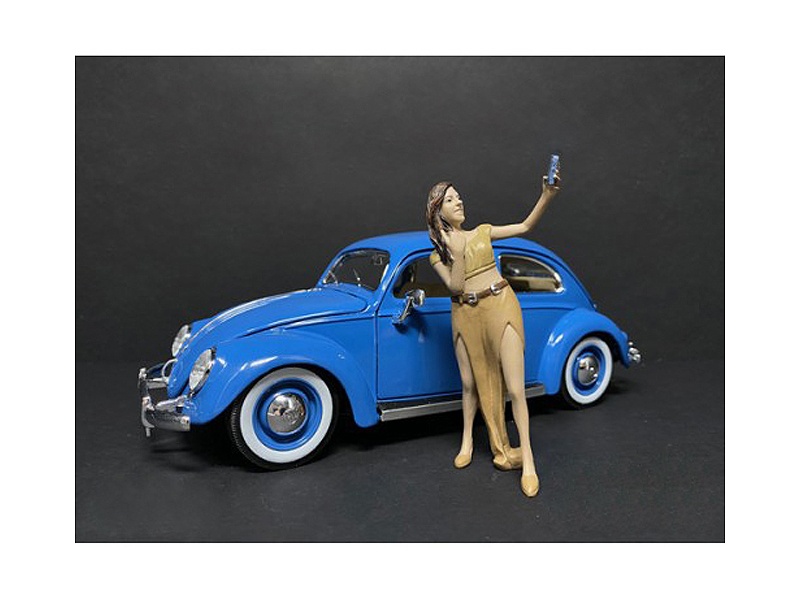 "Partygoers" Figurine V For 1/18 Scale Models By American Diorama