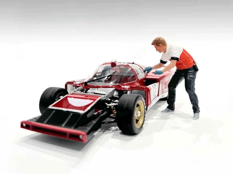 "Race Crew" Figure #6 For 1/18 Scale Models By American Diorama