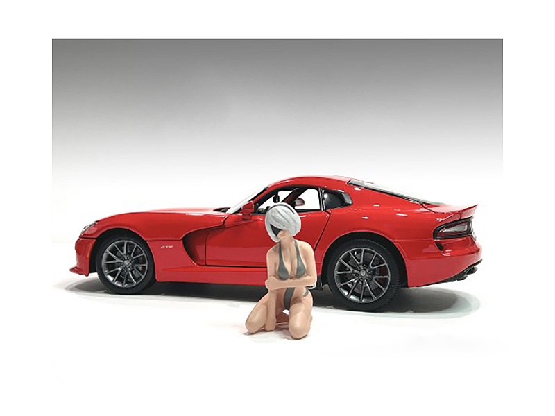 "Cosplay Girls" Figure 5 For 1/24 Scale Models By American Diorama