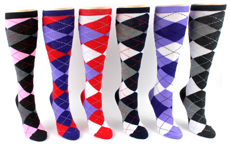 Women's Knee-High Socks - Argyle Print, Size 9-11