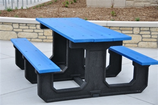8' Park Place Recycled Plastic Picnic Table