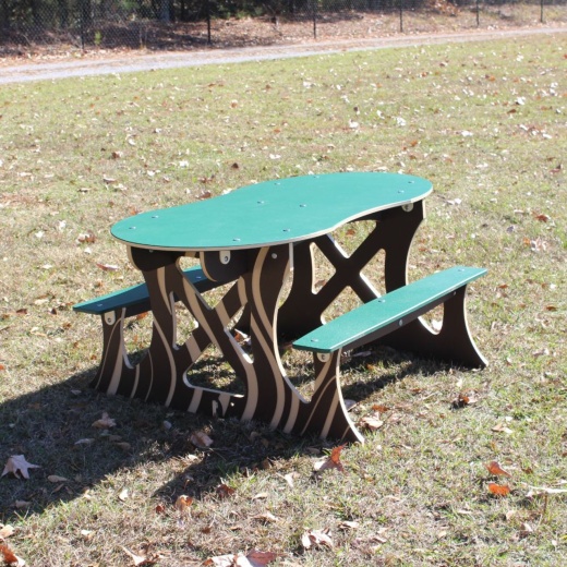 Tree Tot Table With Bench Seating