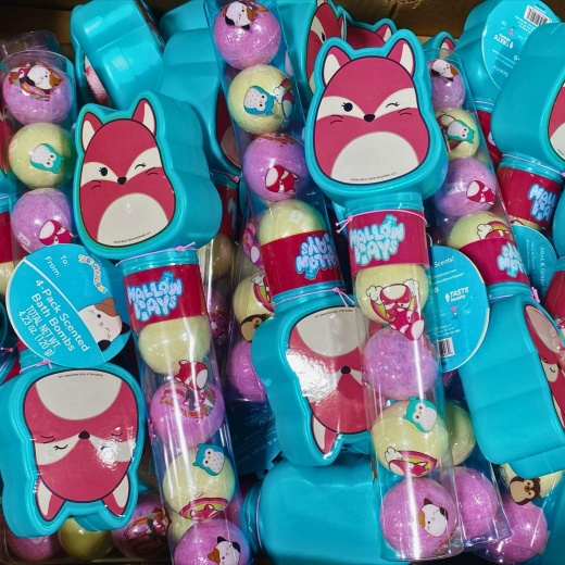Original Squishmallows 4 Pack Scented Bath Bombs Total Net Wt 4.23Oz (70 Pcs Lot)