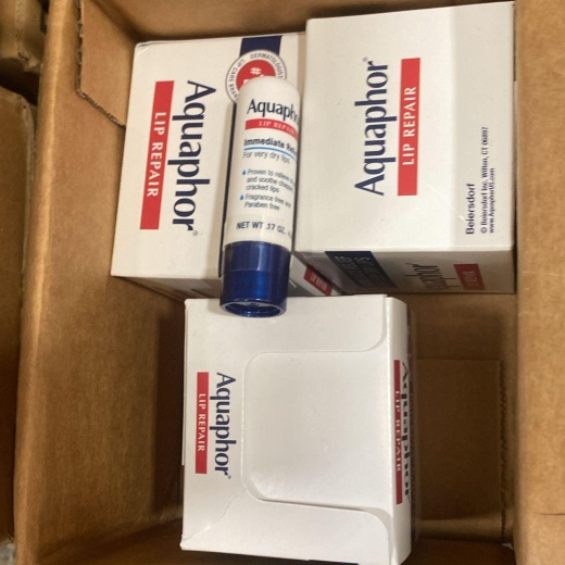 Aquaphor Lip Repair Immediate Relief For Very Dry Lips .17Oz (96 Pcs Lot)