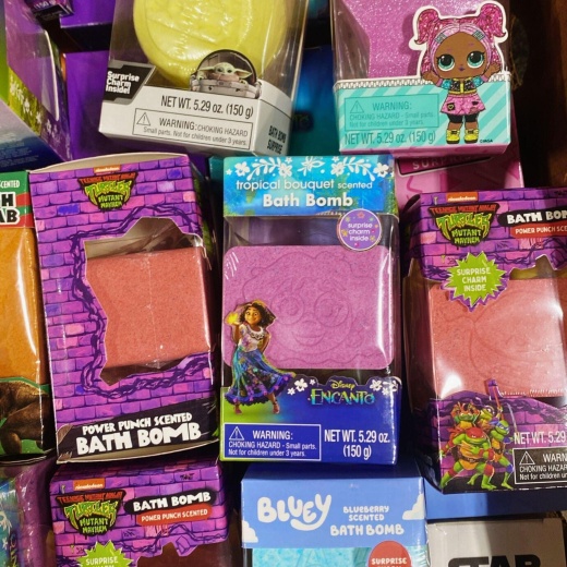 Scented Bath Bombs Mix Includes Lol Surprise , Bluey , Jurassic Park , Star Wars (30 Pcs Lot)