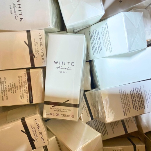 White Kenneth Cole For Her Eau De Parfum Spray 1Oz (50 Pcs Lot)