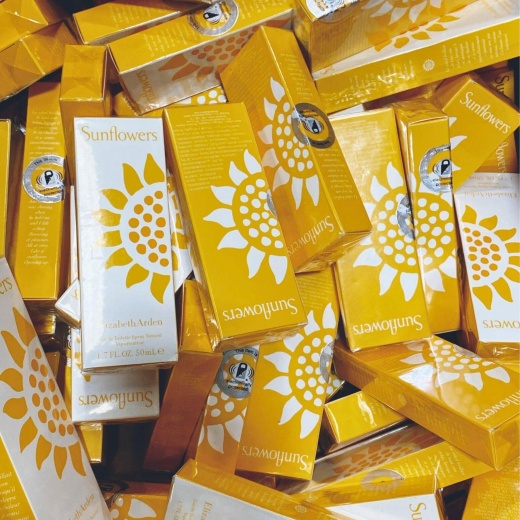 Sunflowers Elizabeth Arden Eau De Toilette Spray 1.7Oz (50 Pcs Lot)