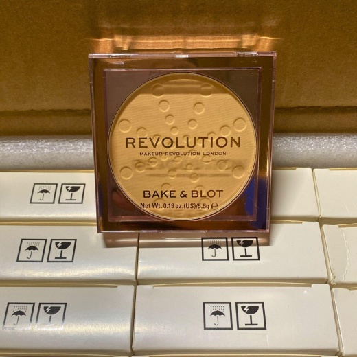 Revolution Makeup Revolution London Bake & Blot 0.19Oz Banana (30 Pcs Lot)