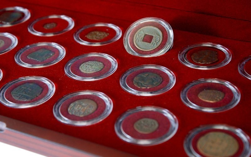 Ancient Coins Of The Silk Road (Twenty-Coin Box)