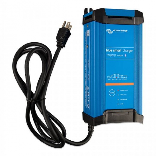 Victron Energy Victron Blue Smart Ip22 12Vdc 30A 1 Bank 120V Charger