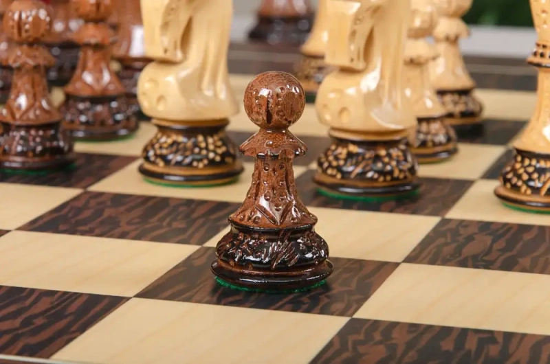 4 Burnt Grandmaster Chess Pieces – Chess House