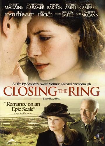 Closing The Ring (Bilingual) DVD