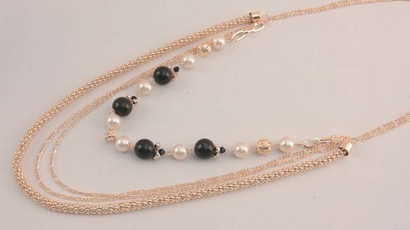 Gold Tone Necklace Black & White Beads