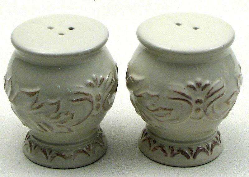 Decorative Ceramic Salt & Pepper Set