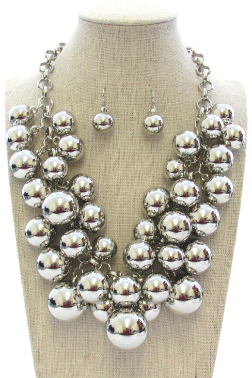 Multi Metal Ball Dangle Chunky Necklace Set