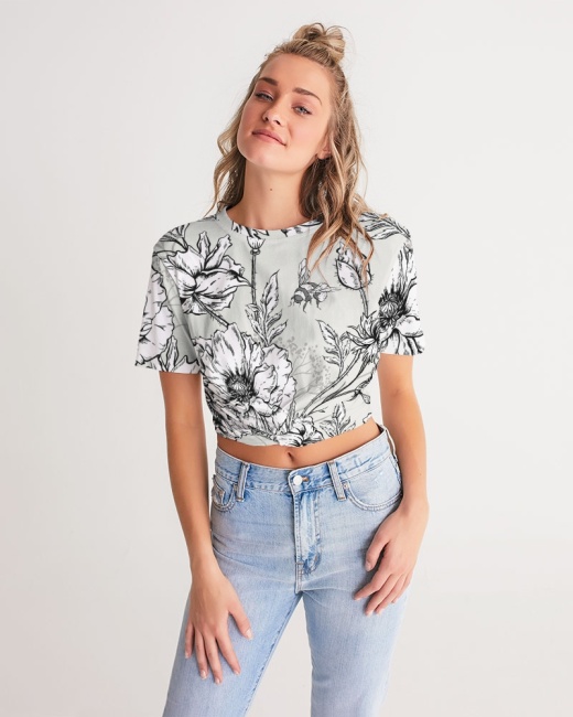 Women's Twist-Front Cropped Tee Secret Garden
