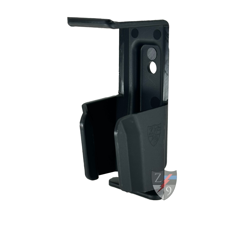 Color: Black, Finish: Plain, Mount: Molle Loks