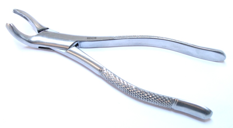 1Pc Dental Instrument Extracting Forceps 17 Stainless Steel