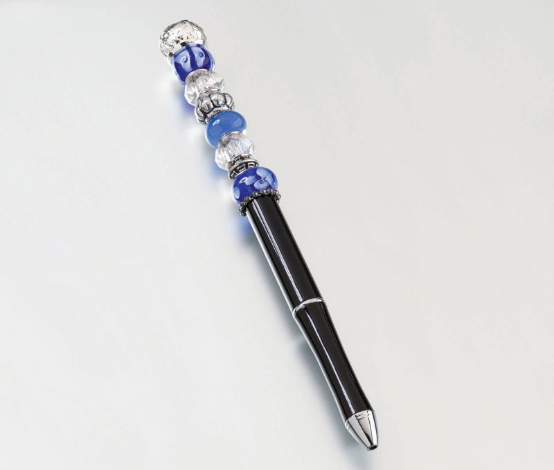 Pen With Blue Removable Beads