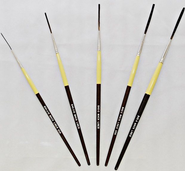 Outliner (840) Synthetic Hair Outliner - 4