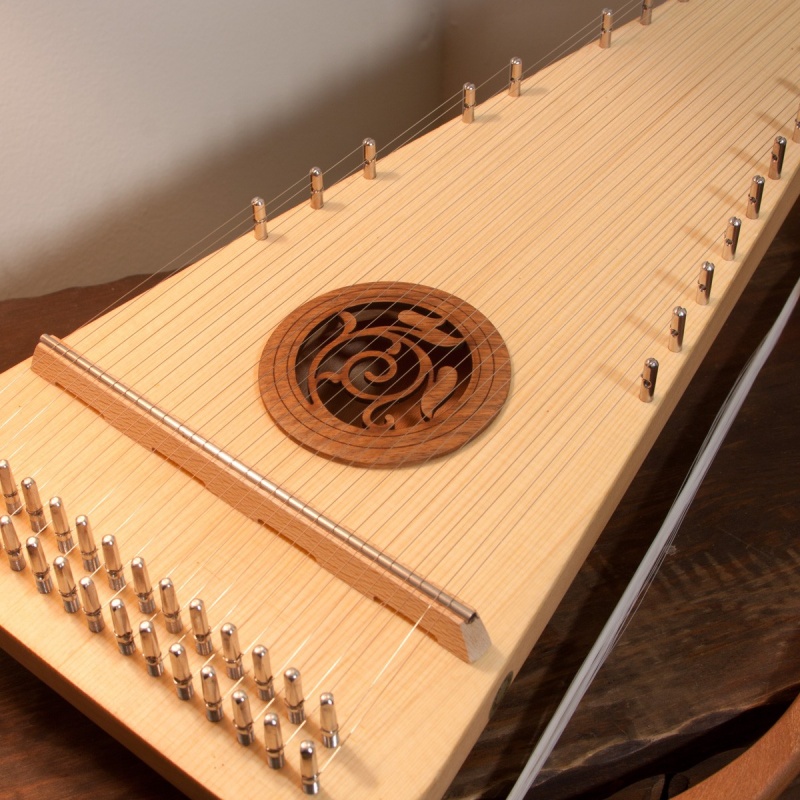 Roosebeck Alto Rounded Psaltery Right-Handed