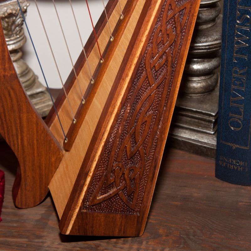 Roosebeck Lily Harp 8-String Knotwork