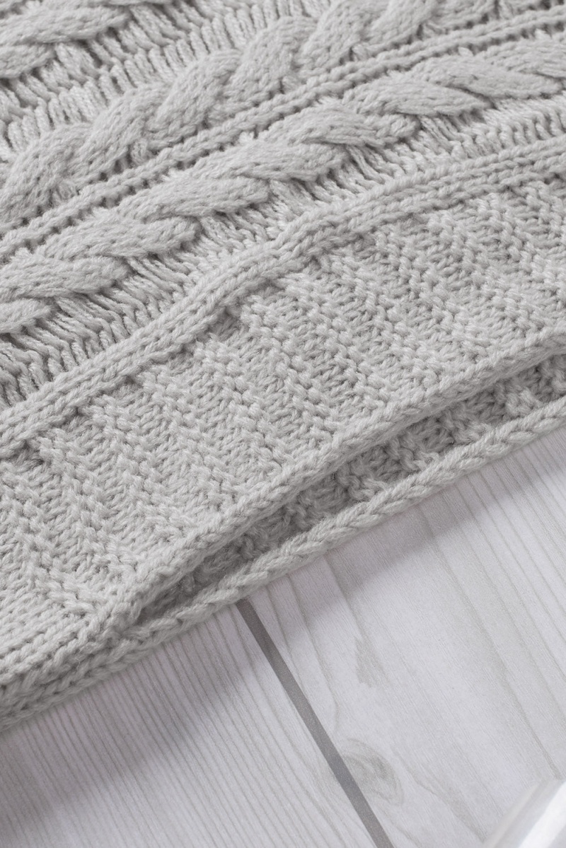Casual Gray Turtleneck Braided Knitted Vest