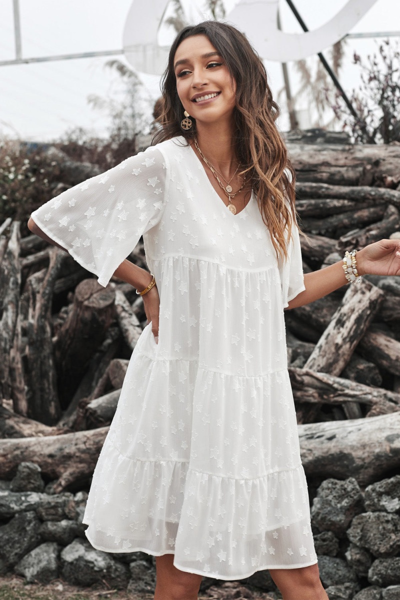 Chic White Short Sleeve V Neck Tiered Babydoll Lace Dress