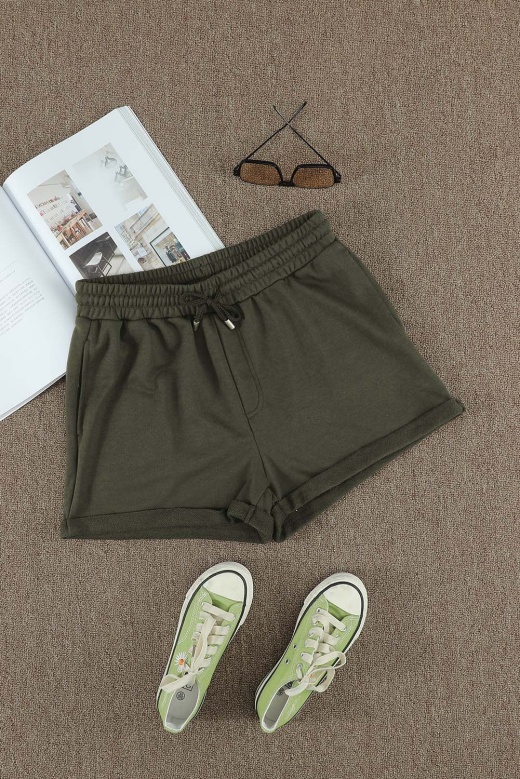 Summer Women Green Tie Waist Side Pockets Cuffed Lounge Shorts - Modeshe