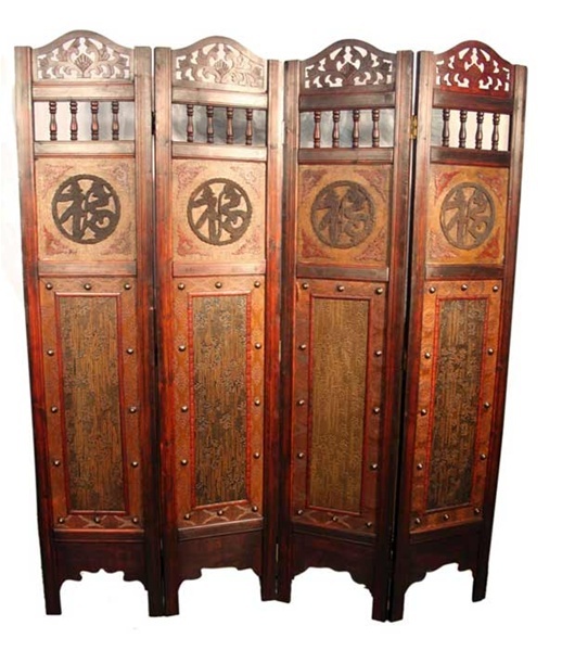 Vintage Style Wooden Screen for Elegant Home Decor