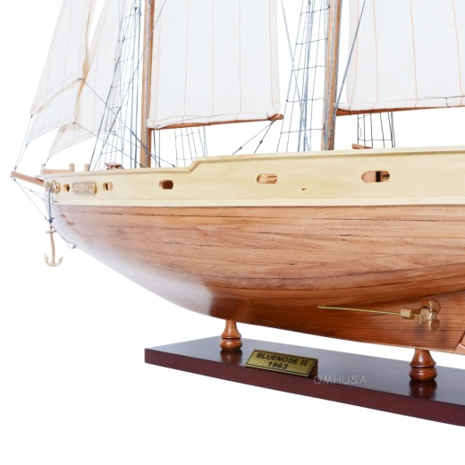 Bluenose II Fully Assembled Model: A Maritime Masterpiece for Home Decor