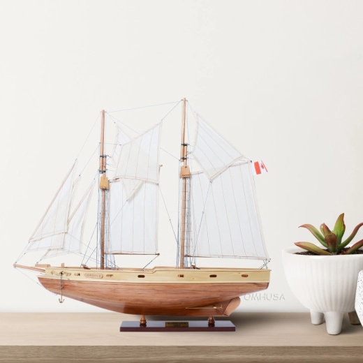 Bluenose II Fully Assembled Model: A Maritime Masterpiece for Home Decor