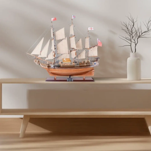 HMS Bounty New Tall Ship Model - A Historical Masterpiece