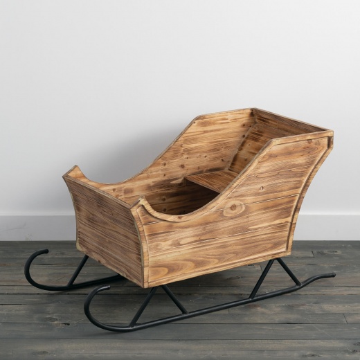 Simple Wood Display Sleigh