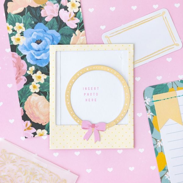 Maggie Holmes Parasol Stationery Pack