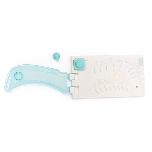 We R Memory Keepers Pinwheel Punch Board