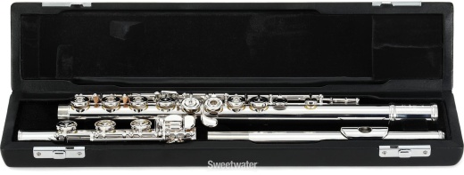 Selmer Intermediate Flute With Silver-Plated Keys