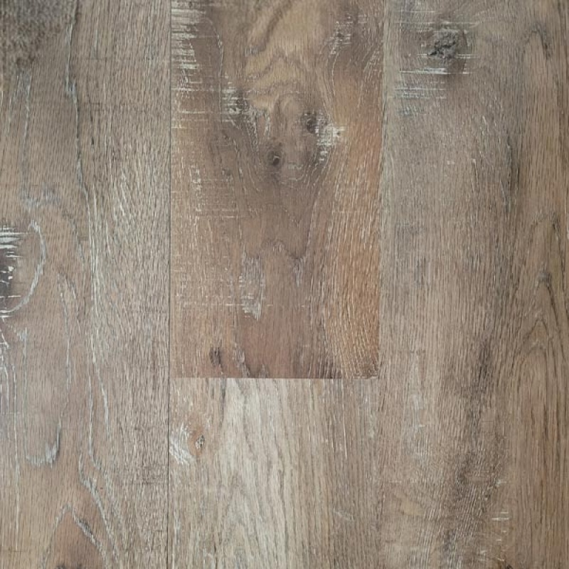 1100 Series Scarlet Oak SPC Luxury Vinyl Plank Flooring