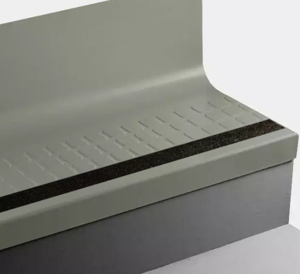 Johnsonite Glenhaven Raised Square Rubber Stair Tread