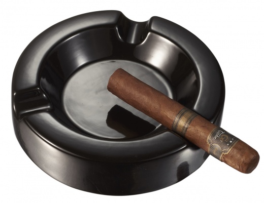 Visol Beatrix Black Circular Ceramic Cigar Ashtray
